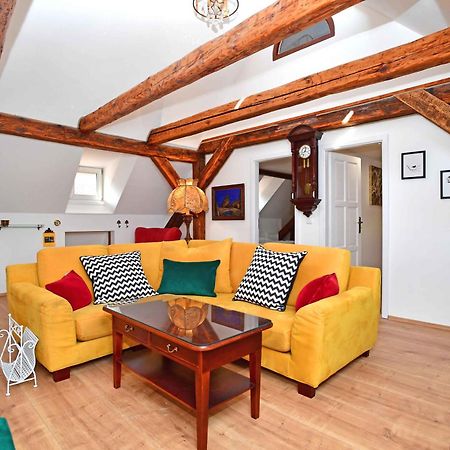Romantic Apartment Under The Prague Castle ภายนอก รูปภาพ
